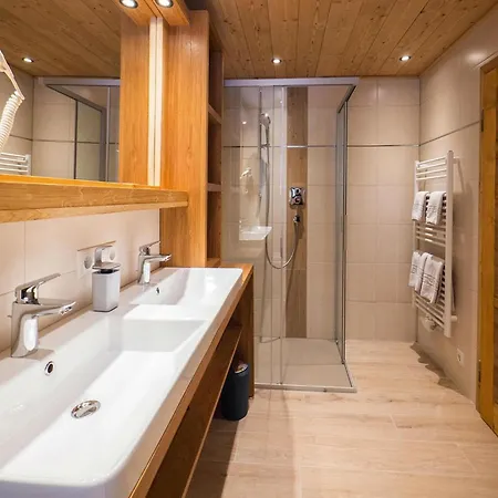 Beautiful In A Stunning Location With Sauna Dom wakacyjny Fügen