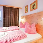 Beautiful In A Stunning Location With Sauna בית נופש
