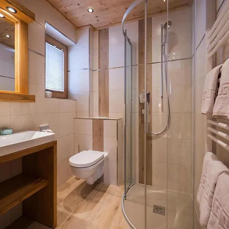 Beautiful In A Stunning Location With Sauna Vakantiehuis *