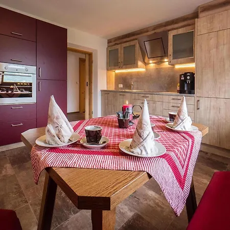 Vakantiehuis Beautiful In A Stunning Location With Sauna Fügen